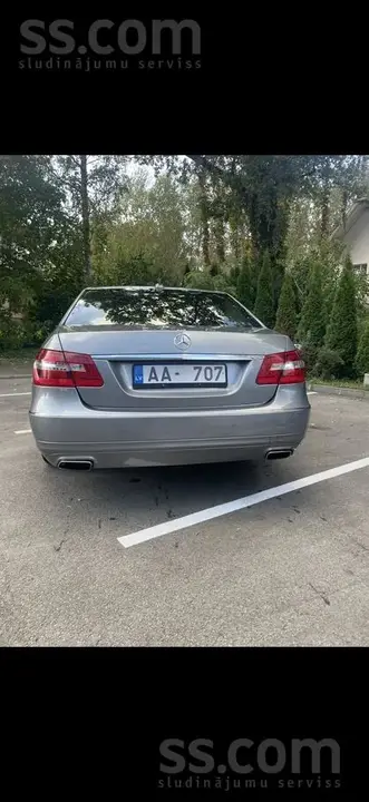 Mercedes-Benz E220 2011 photo 5