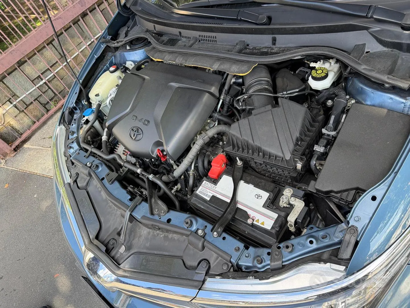 Toyota Auris 2016 photo 3