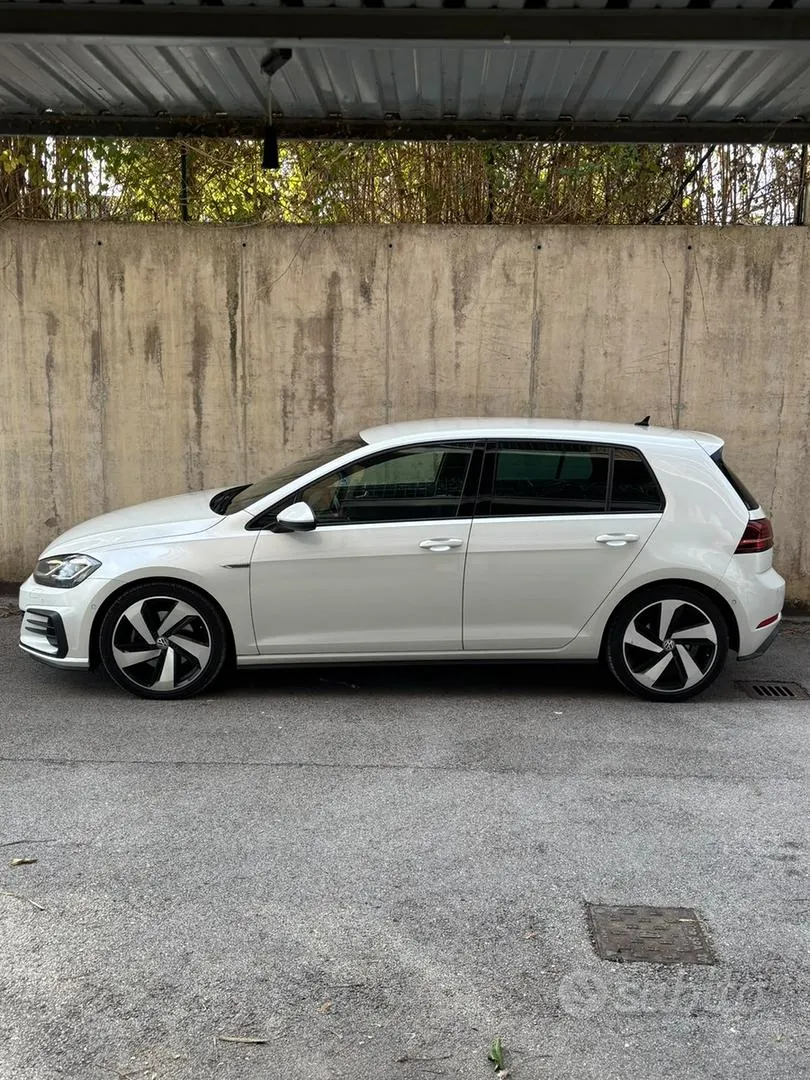 Volkswagen Golf 2019 photo 5
