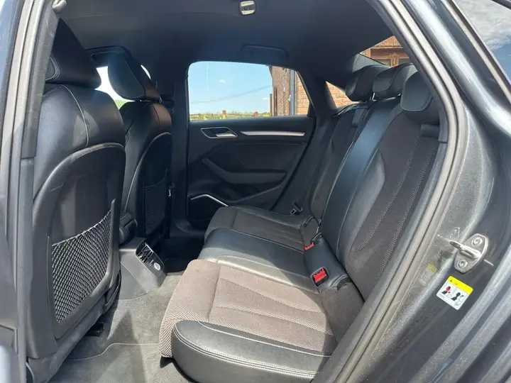 Audi A3 2017 photo 3