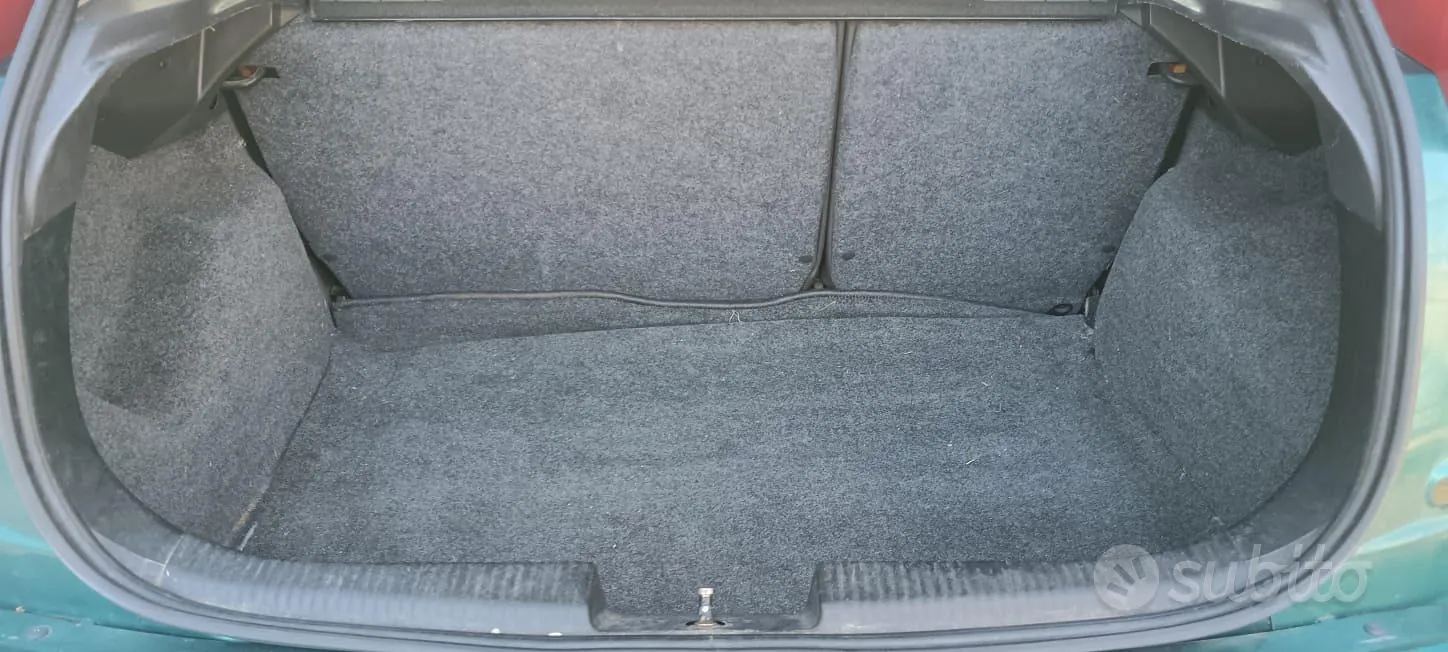 Ford Focus 1999 photo 4