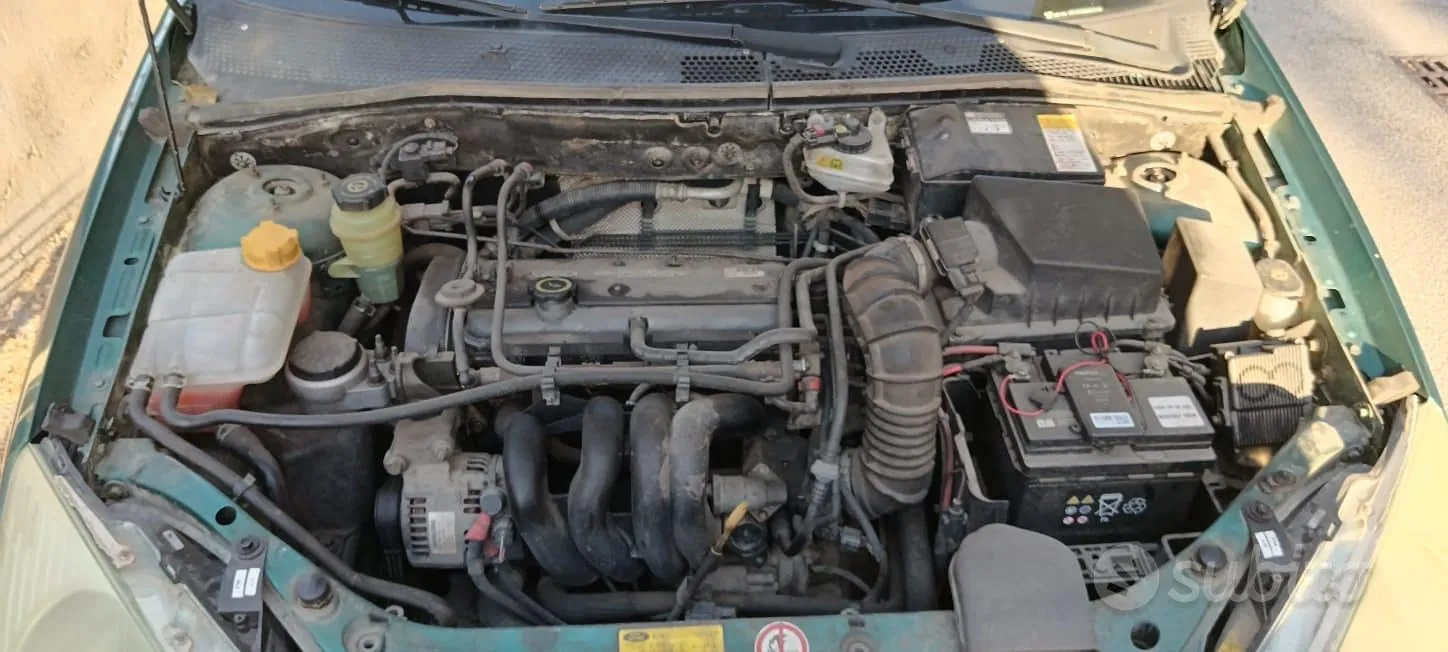 Ford Focus 1999 photo 3