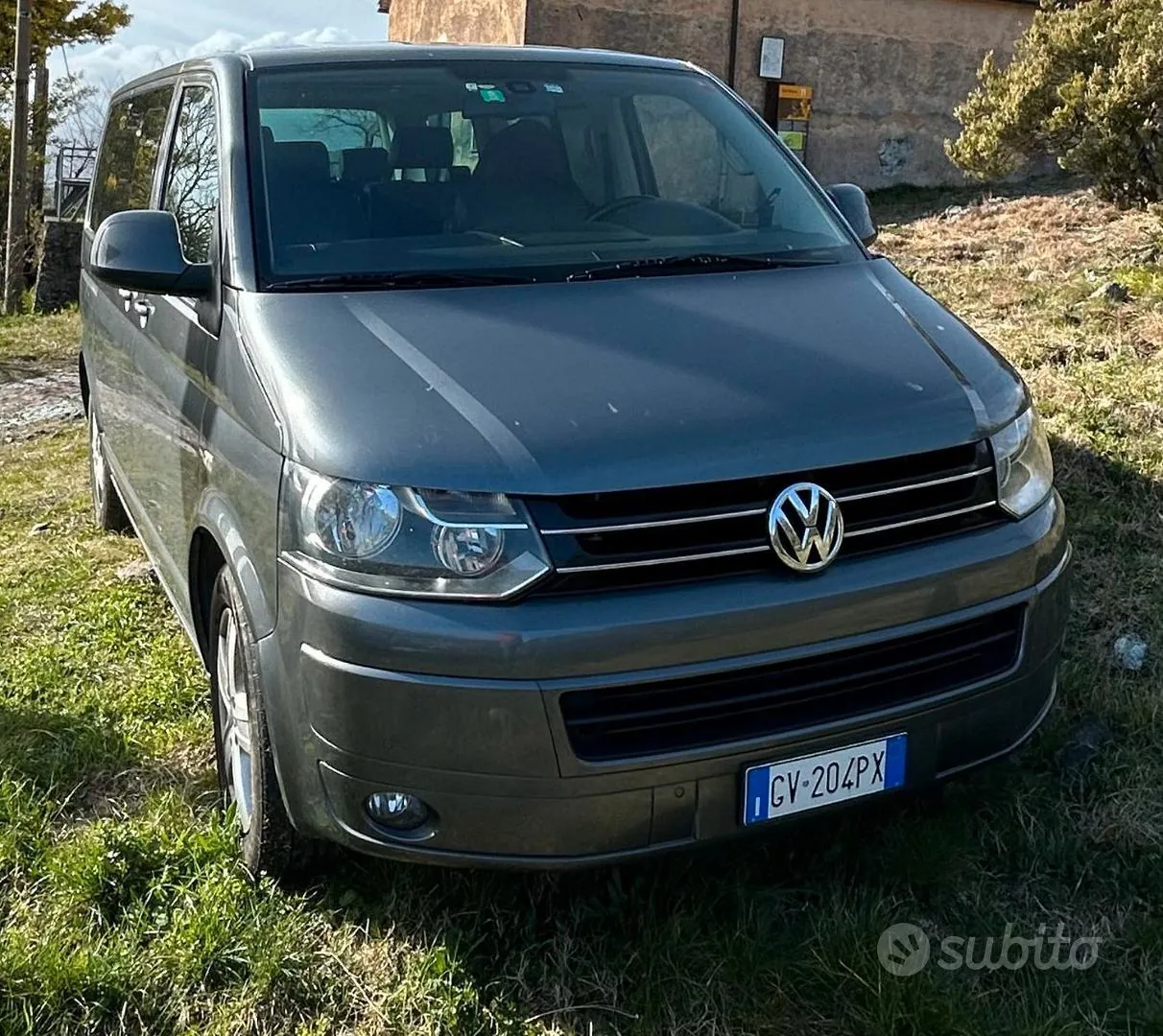 Volkswagen Multivan 2011 photo 3