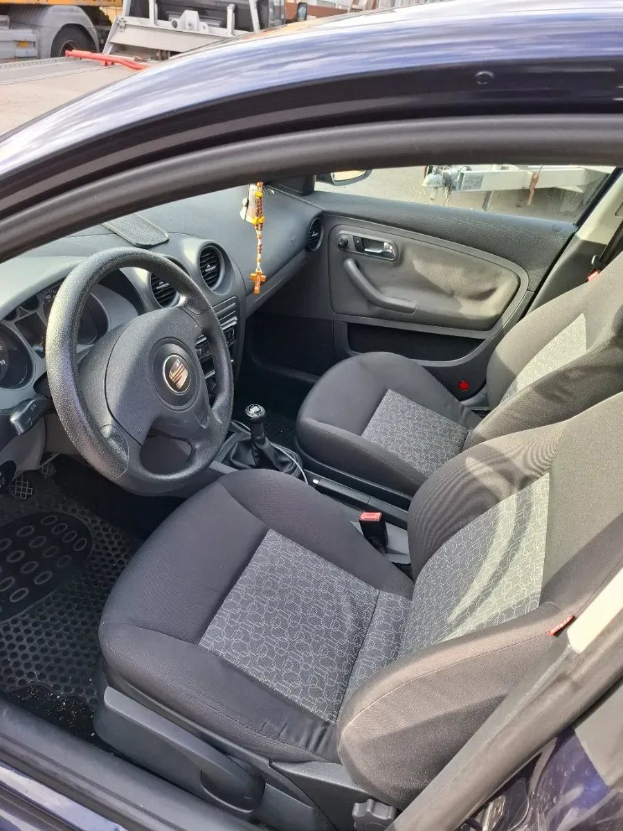 Seat Ibiza 2007 photo 2