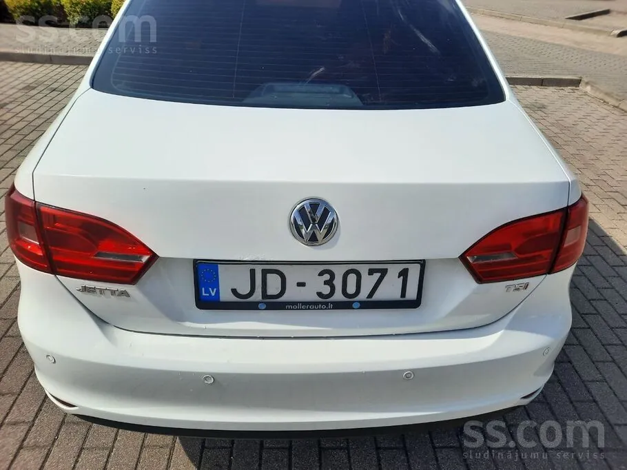 Volkswagen Jetta 2012 photo 5