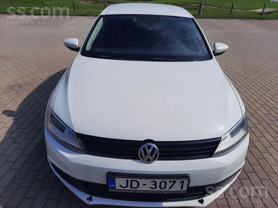Volkswagen Jetta 2012 photo 3