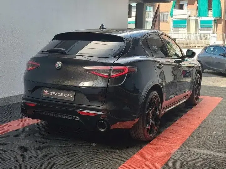 Alfa Romeo Stelvio 2025 photo 5