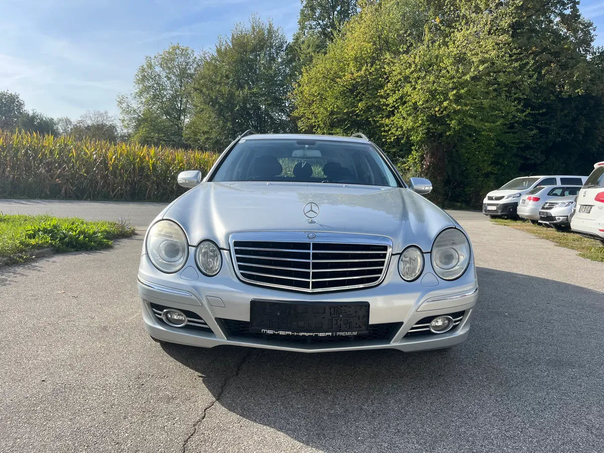 Mercedes-Benz E-Class 2007 photo 2