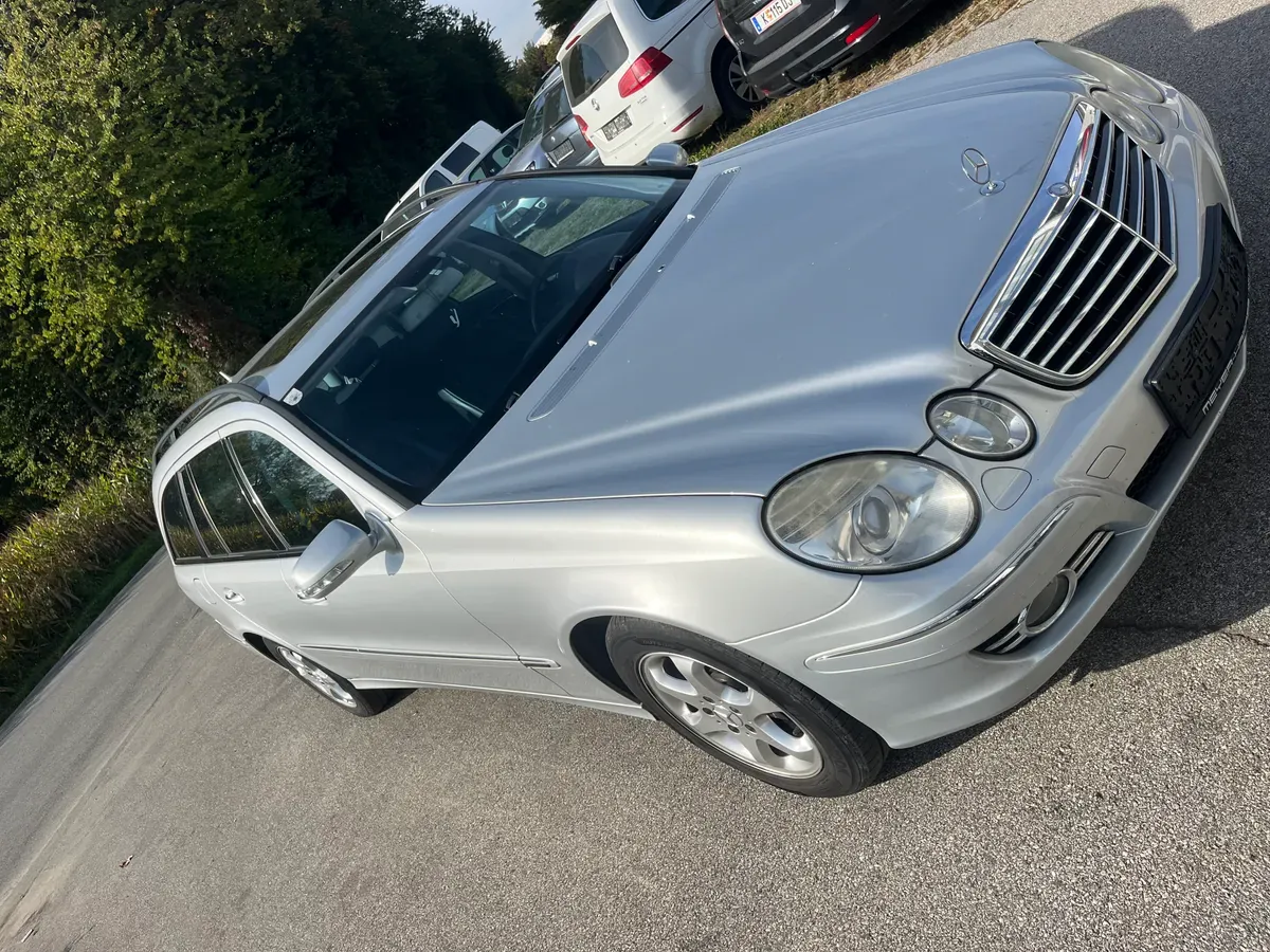 Mercedes-Benz E-Class 2007 photo 3