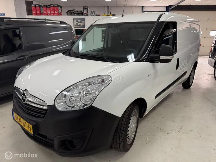 Opel Combo 2018 photo 2