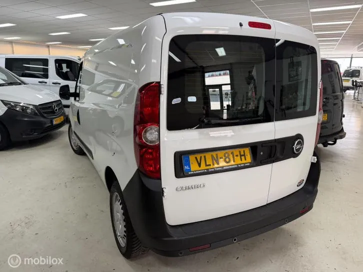 Opel Combo 2018 photo 3