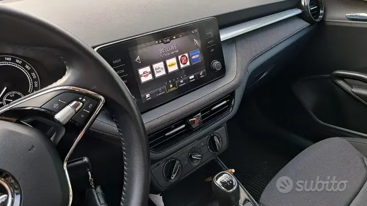 Skoda Fabia 2022 photo 3