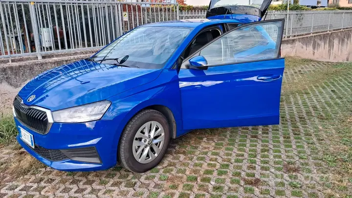 Skoda Fabia 2022 photo 4
