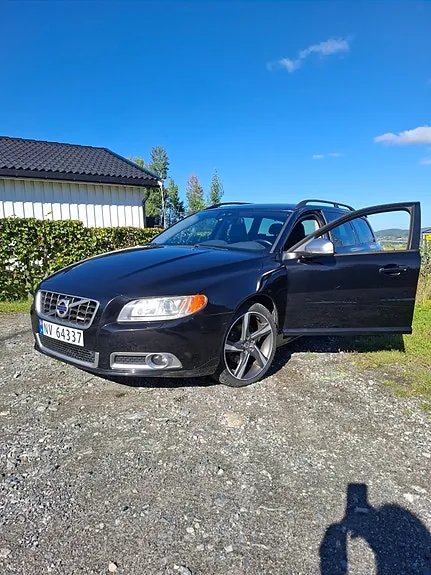 Volvo V70 2012 photo 3
