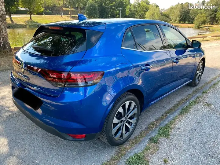 Renault Megane 2023 photo 3