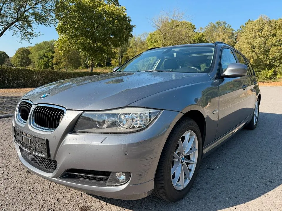 BMW 320I