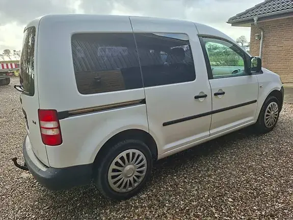 Volkswagen Caddy 2011 photo 4