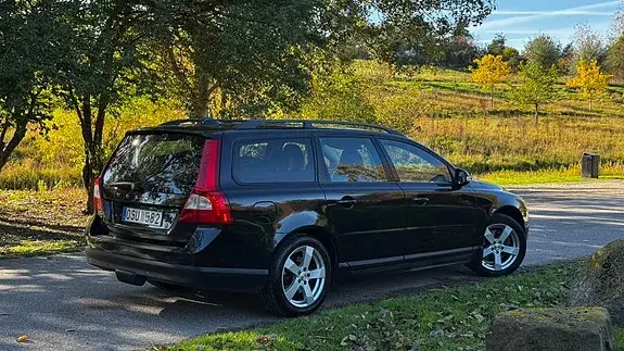 Volvo V70 2008 photo 4