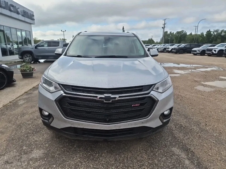 Chevrolet Traverse 2020 photo 2