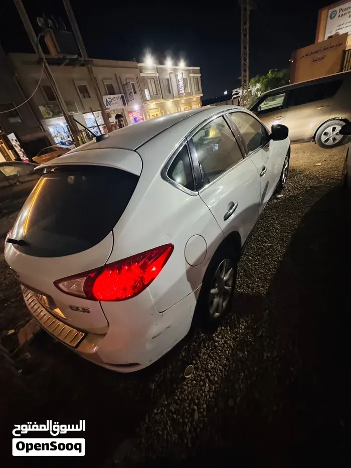 Infiniti Ex35 2010 photo 3