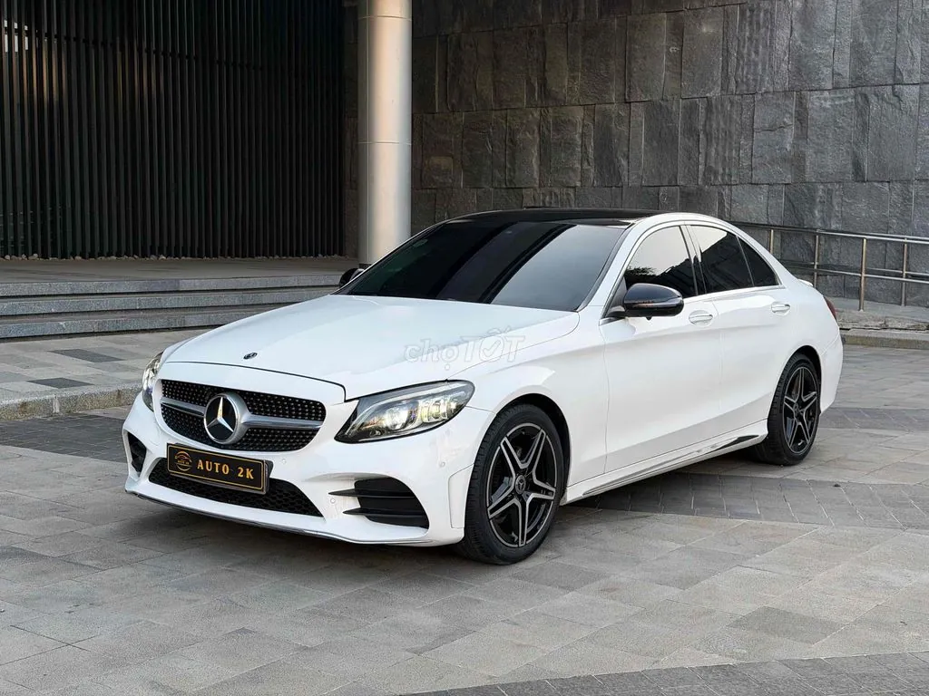 Mercedes-Benz C-Class 2020 photo 4