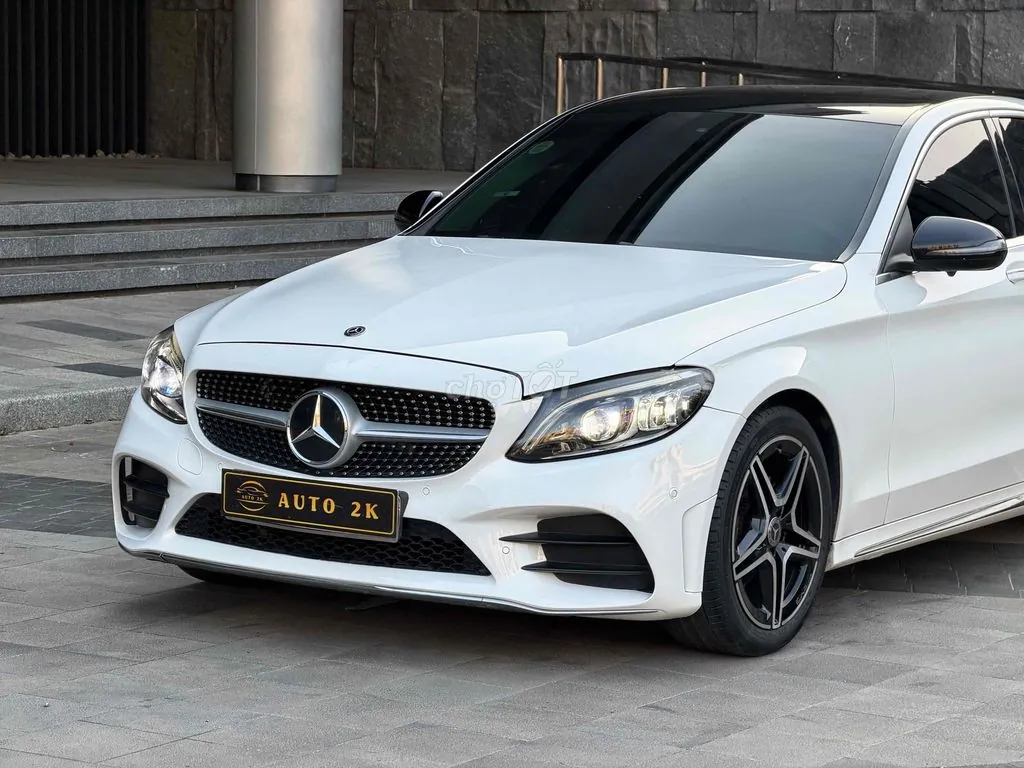 Mercedes-Benz C-Class 2020 photo 3