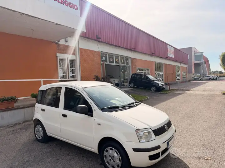 Fiat Panda 2012 photo 2