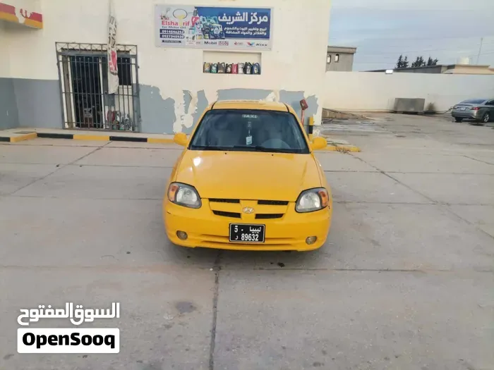 Hyundai Verna 2008 photo 2