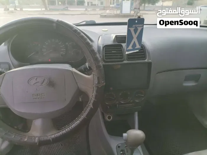 Hyundai Verna 2008 photo 4