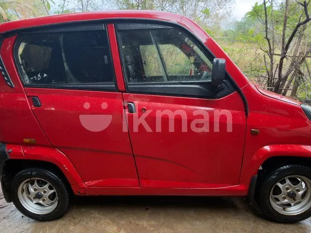 Bajaj Qute 2019 photo 3