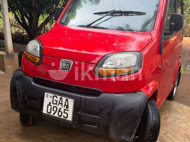 Bajaj Qute