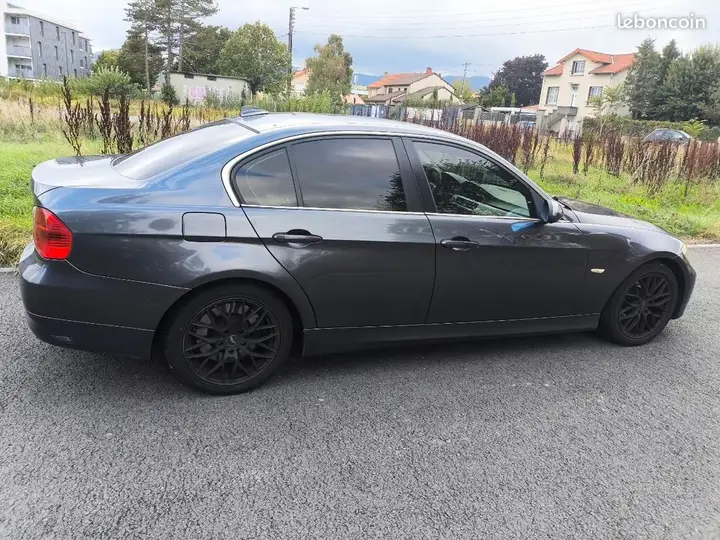 BMW 3 Series 2006 photo 2