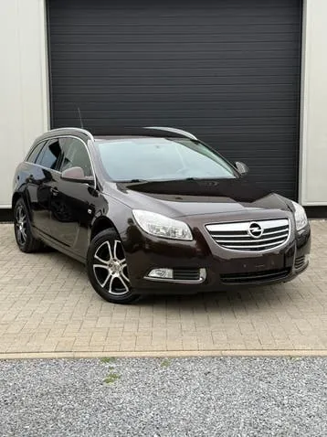 Opel Insignia 2011 photo 2