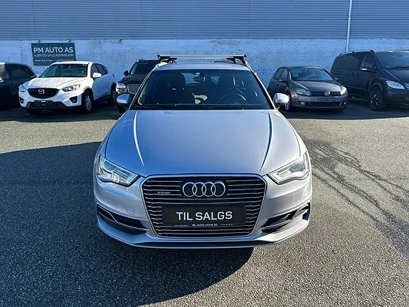 Audi E-Tron 2015 photo 2