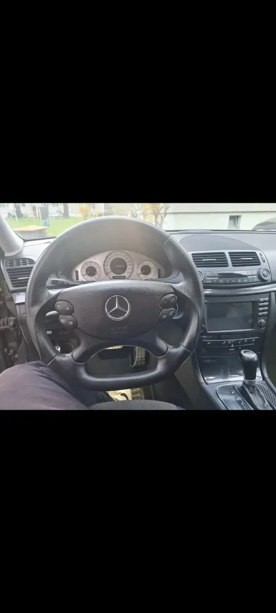 Mercedes-Benz E-Class 2006 photo 3