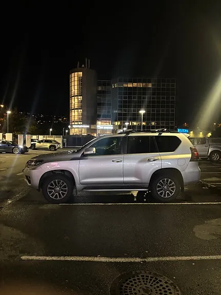 Toyota Land Cruiser 2018 photo 2
