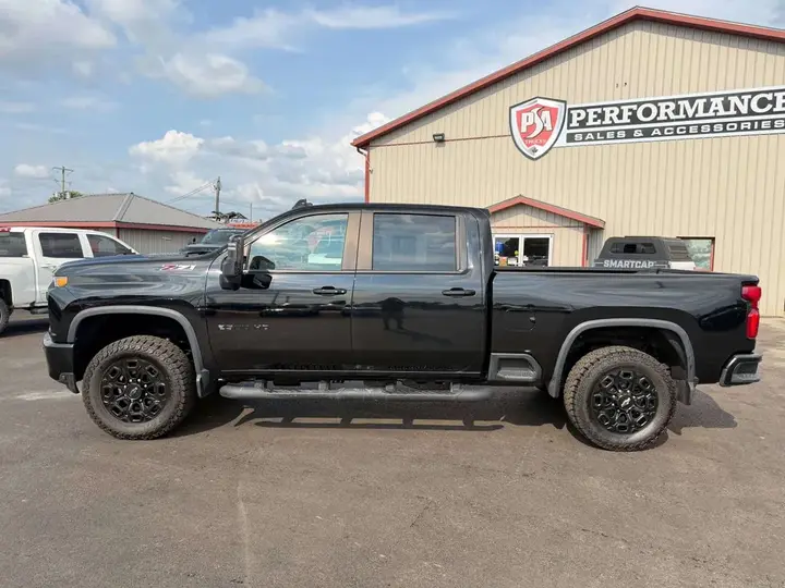 Chevrolet Silverado 2500 2021 photo 4