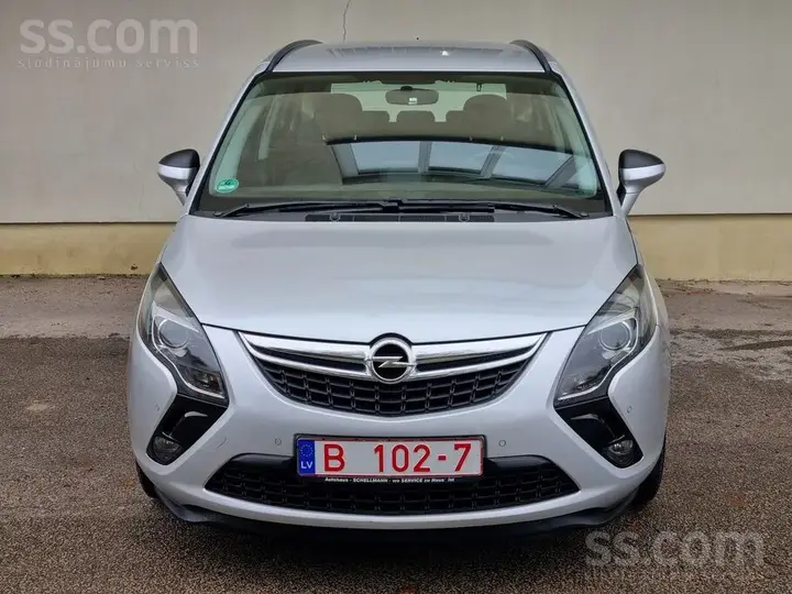 Opel Zafira Tourer 2016 photo 2