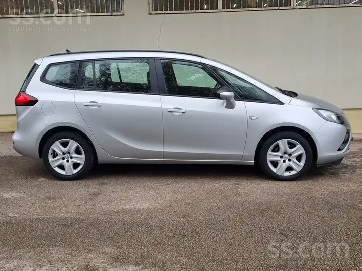Opel Zafira Tourer 2016 photo 4