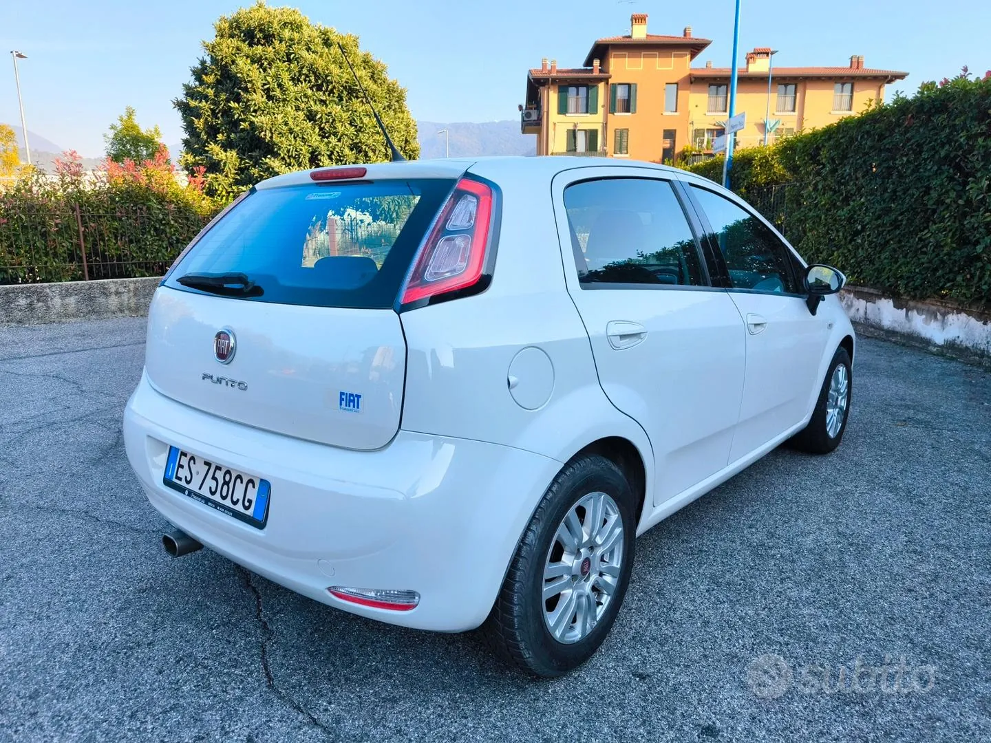 Fiat Punto 2013 photo 5