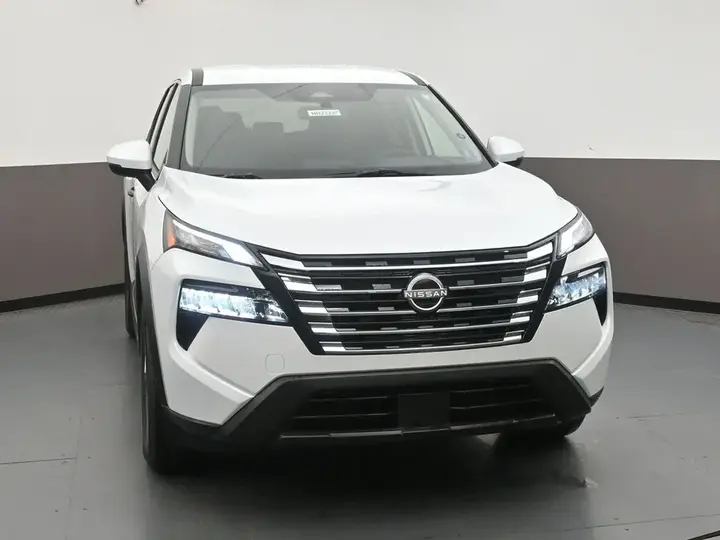 Nissan Rogue 2026 photo 2