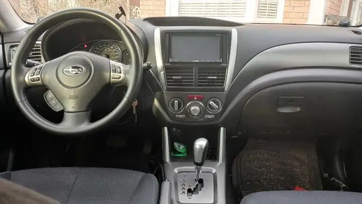 Subaru Forester 2011 photo 5