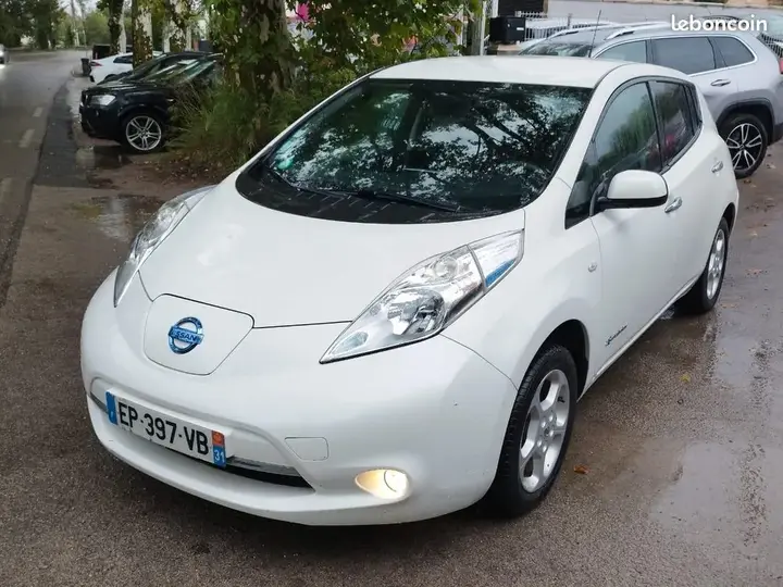Nissan Leaf 2017 photo 2