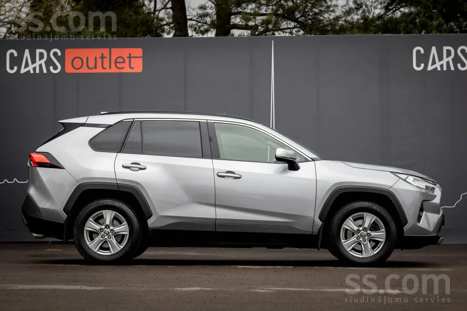 Toyota Rav4 2020 photo 4