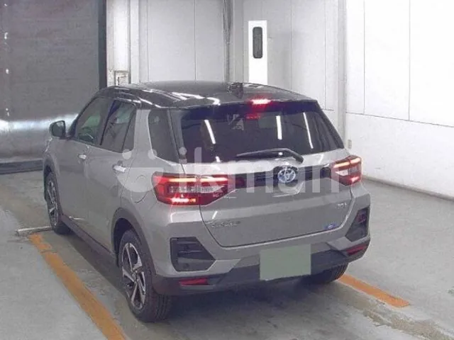 Toyota Raize Z Hybrid 2026 photo 4