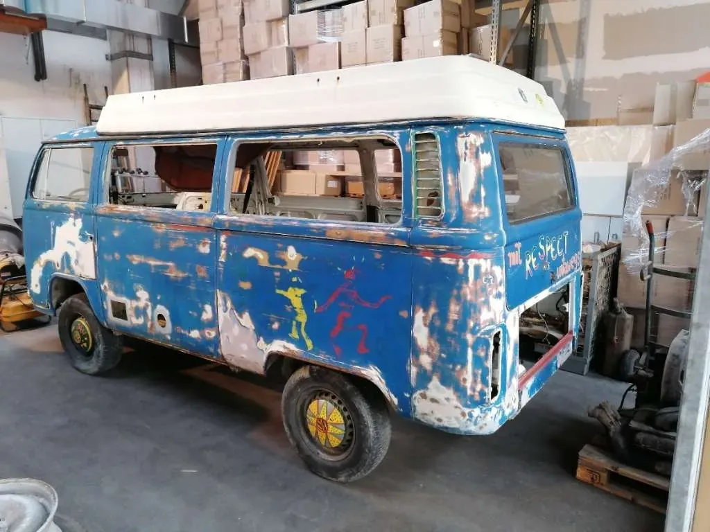 Volkswagen T2 1979 photo 2