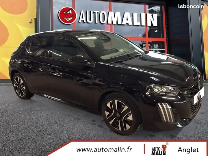 Peugeot 208 2025 photo 3