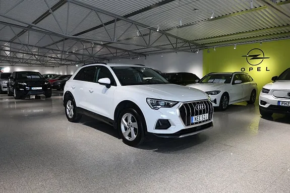 Audi Q3 2019 photo 3