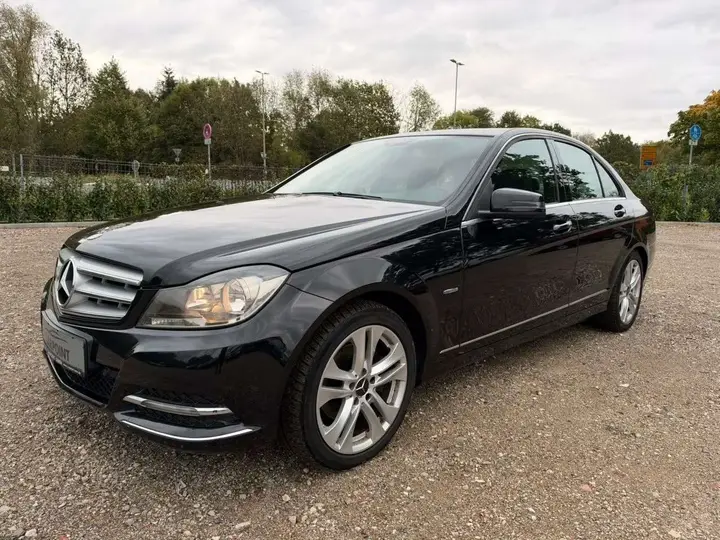 Mercedes-Benz C 220