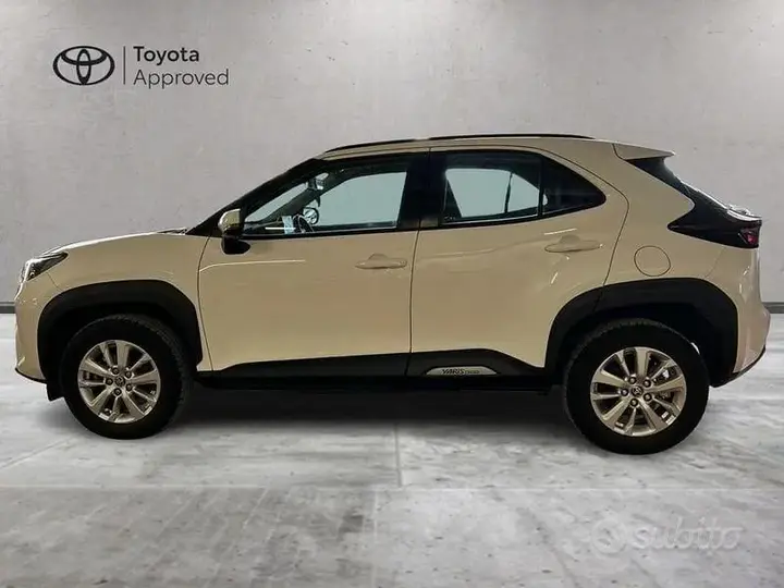 Toyota Yaris Cross 2023 photo 3